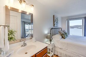 Screened Balcony & Views: Modern Osage Beach Condo