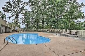 Screened Balcony & Views: Modern Osage Beach Condo