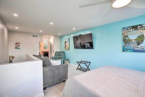 Canal-front Condo: Walk to Downtown Ft Lauderdale!