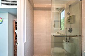 Canal-front Condo: Walk to Downtown Ft Lauderdale!