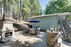 12 Mi to Apple Hill: Family-friendly Cabin Retreat