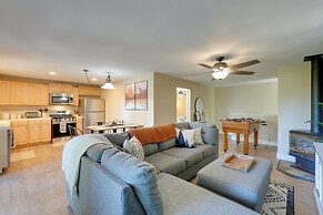 12 Mi to Apple Hill: Family-friendly Cabin Retreat