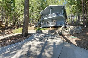 12 Mi to Apple Hill: Family-friendly Cabin Retreat