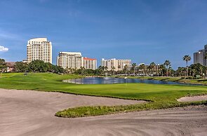 Coastal Condo: Patio & Free Resort Amenities!