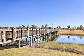 6 Mi to Disney: Resort Hideaway w/ Pool Access!