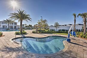 6 Mi to Disney: Resort Hideaway w/ Pool Access!