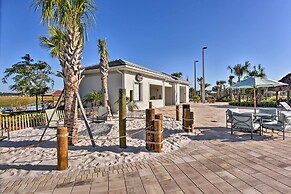 6 Mi to Disney: Resort Hideaway w/ Pool Access!