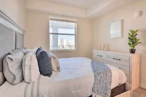 6 Mi to Disney: Resort Hideaway w/ Pool Access!