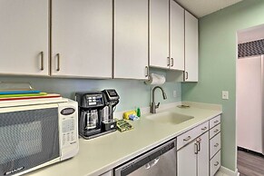 Half-mi to Beach Access: Sunny Miramar Villa!