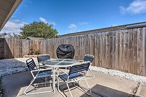 Half-mi to Beach Access: Sunny Miramar Villa!