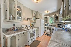 1 Mi to Jenkinson Lake: Apples Chalet w/ Deck