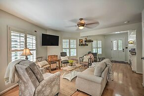 1 Mi to Jenkinson Lake: Apples Chalet w/ Deck