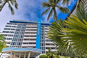 Oceanfront Luxury Renovated Resort Getaway!