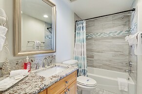 Exquisite Island Condo: Resort Perks & Views!