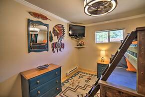 Red River Condo w/ Fire Pit: 1/2 Mi to Slopes!