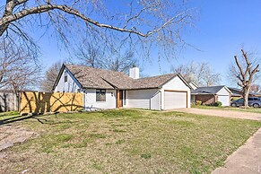 Updated Norman Getaway w/ Porch + Fire Pit!