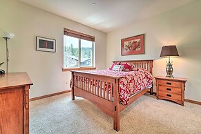 2 Mi to Donner Lake: Walkable Truckee Condo!