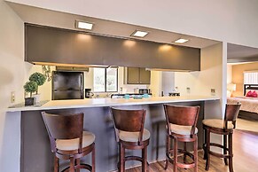 Patio, Grill + Resort Perks: Palm Desert Home