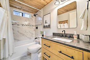 2 Mi to Tahoe Donner: Truckee Getaway w/ Grill