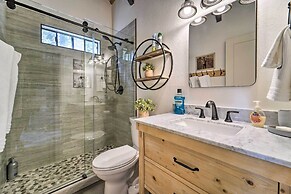 2 Mi to Tahoe Donner: Truckee Getaway w/ Grill