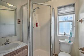 Big Bear Lake Cabin w/ Deck & Views ~ 9 Mi to Ski!