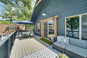 Diamond Lake Waterfront Cabin w/ Deck + Dock!