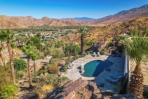 Palm Springs Retreat w/ Private Pool & Jacuzzi