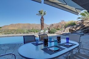 Palm Springs Retreat w/ Private Pool & Jacuzzi