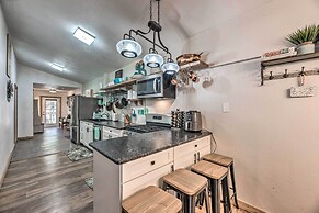 Tranquil Cabin w/ Stream & Deck Near Dtwn Ruidoso!