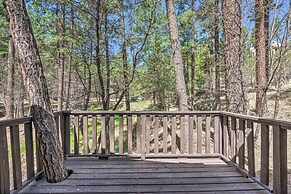 Tranquil Cabin w/ Stream & Deck Near Dtwn Ruidoso!