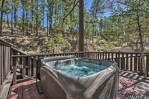 Tranquil Cabin w/ Stream & Deck Near Dtwn Ruidoso!