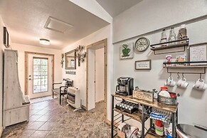 Tranquil Cabin w/ Stream & Deck Near Dtwn Ruidoso!