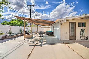 Chic Palm Springs Home w/ Patio, Grill & Yard