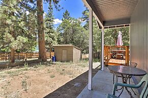 Hot Tub & Deck: Big Bear Gem Near Resorts!