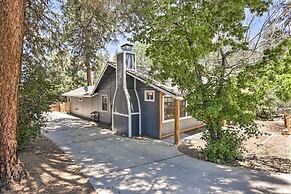 Hot Tub & Deck: Big Bear Gem Near Resorts!