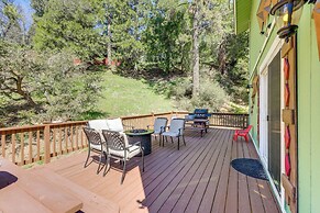 Remodeled Crestline Retreat: Walk to Lake Gregory!