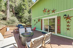 Remodeled Crestline Retreat: Walk to Lake Gregory!