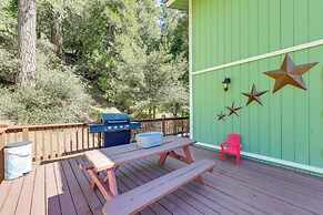Remodeled Crestline Retreat: Walk to Lake Gregory!