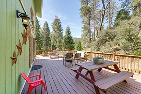 Remodeled Crestline Retreat: Walk to Lake Gregory!