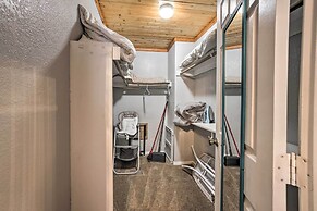 Remodeled Crestline Retreat: Walk to Lake Gregory!