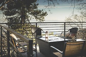 Secluded Home on 1-acre Lot w/ Unparalleled Views