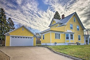 Cozy Appleton Getaway w/ Screened-in Porch + Yard!