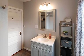 Cozy Appleton Getaway w/ Screened-in Porch + Yard!