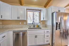 Pet-friendly Big Bear Cabin ~ 6 Mi to Ski Resorts!