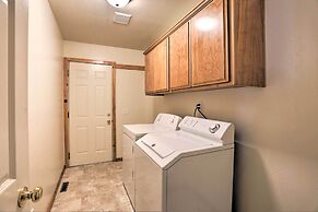 Pet-friendly Big Bear Cabin ~ 6 Mi to Ski Resorts!