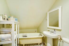 Red Lodge Home on Broadway - 15 Min to Ski Resort!