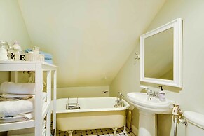 Red Lodge Home on Broadway - 15 Min to Ski Resort!