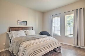 Colorado Springs Townhome ~ 10 Miles to Downtown!