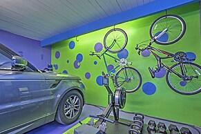 Palm Springs Home w/ Private Pool & Hot Tub!