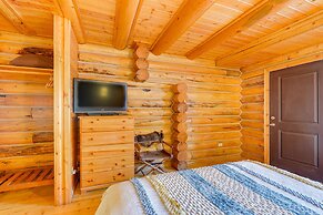 Jackson Condo w/ Fireplace < Half Mi to Snow King!